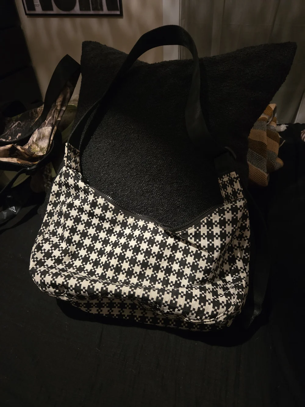 Baggu Medium Crescent Pixel Gingham